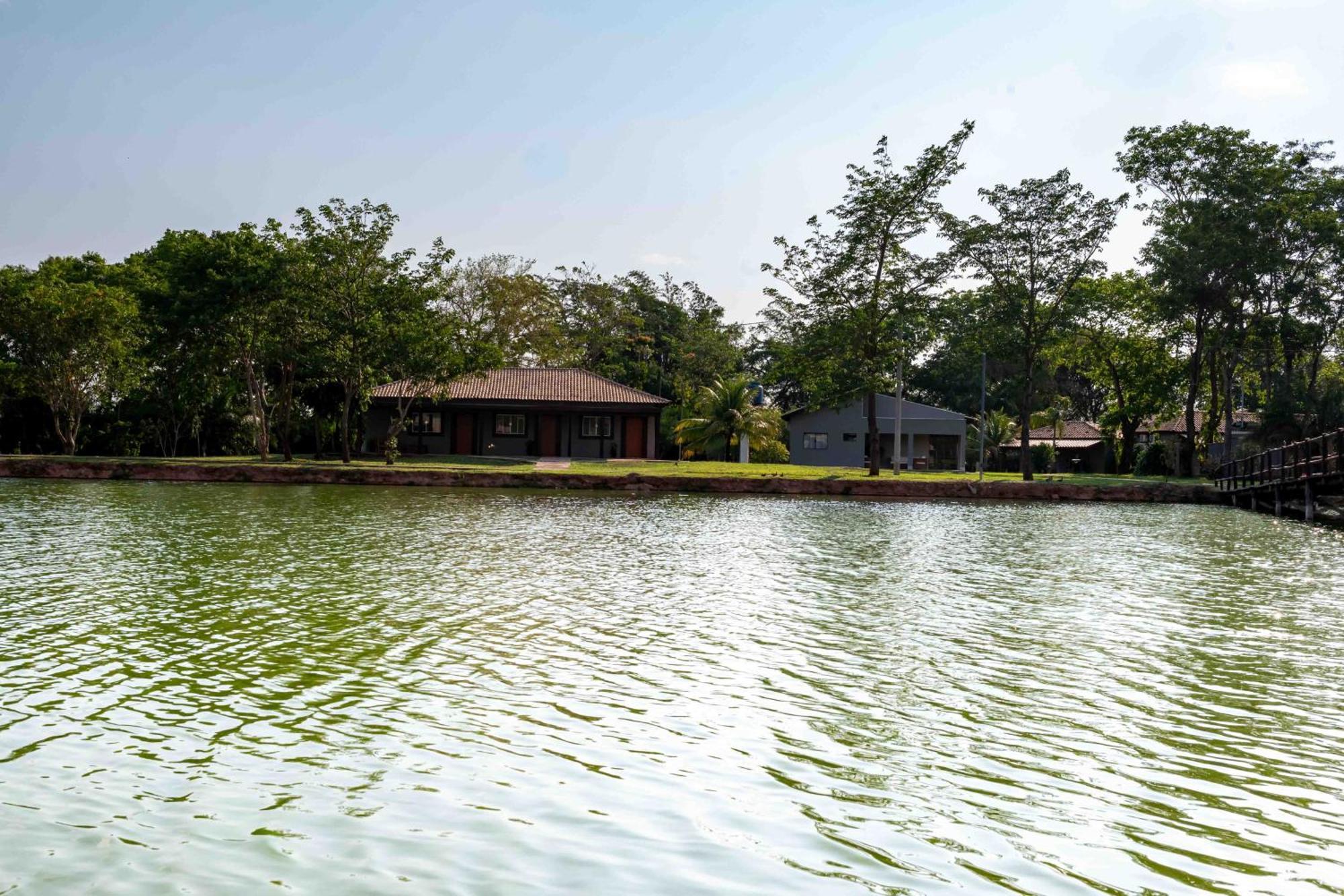 Spa Agua Milagrosa Cuiaba  Ngoại thất bức ảnh